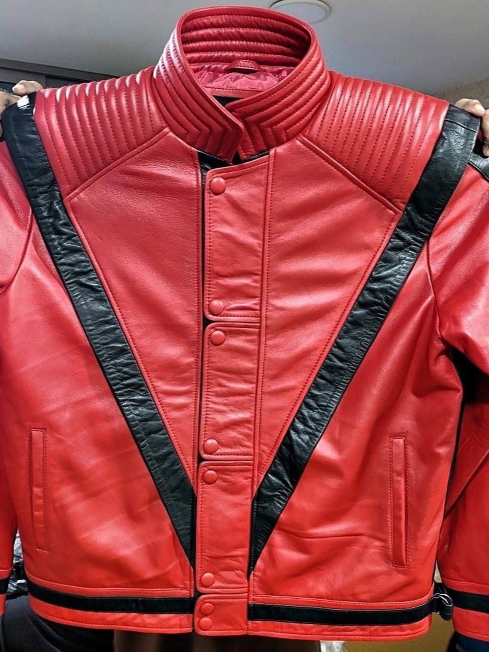 MICHAEL JACKSON RED THRILLER JACKET